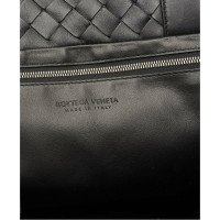 Bottega Veneta Cabat Large Leather in Black