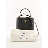 Prada Panier en Cuir en Noir