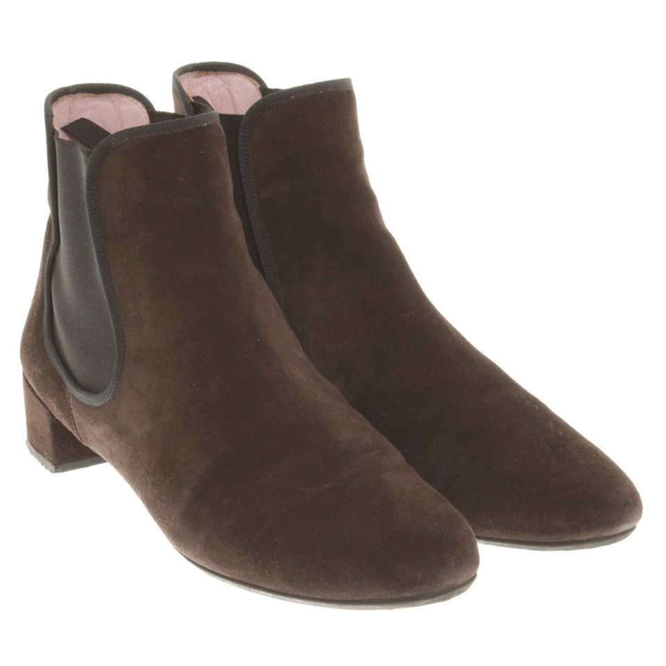 Pretty Ballerinas Suede ankle boots