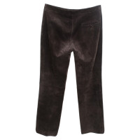 Closed trousers from suede