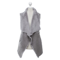 Arma Vest Fur in Grey