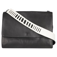 Vince Shoulder bag Leather