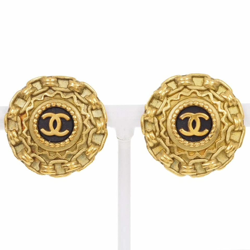 Chanel Earring Gilded in Gold