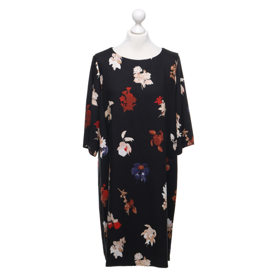 Turnover Dress with a floral pattern