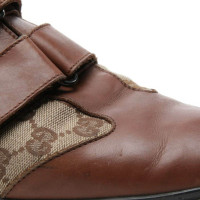 Gucci Lace-up shoes Leather in Brown