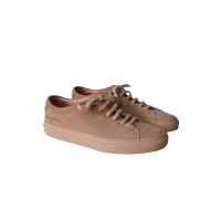 Common Projects Sneakers aus Wildleder in Rosa / Pink