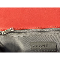 Chanel Boy Bag aus Leder in Rot