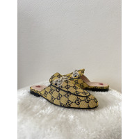 Gucci Sandals Canvas in Yellow