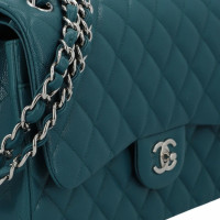 Chanel Classic Flap Bag en Cuir en Pétrole