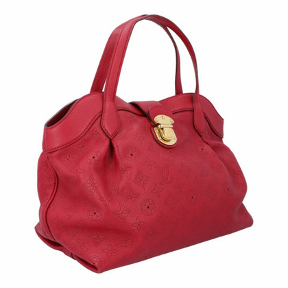 Louis Vuitton Mahina Cirrus Leather in Pink
