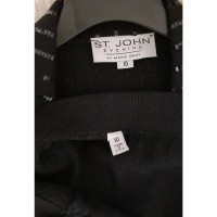 St. John Anzug aus Wolle in Schwarz
