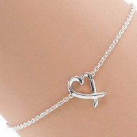 Tiffany & Co. Loving Heart Necklace Zilver in Zilverachtig