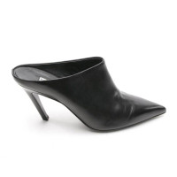 Balenciaga Pumps/Peeptoes Leather in Black