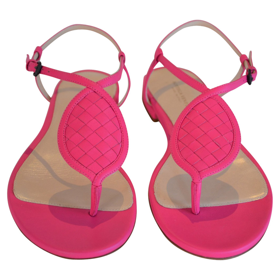 Bottega Veneta Sandalen aus Leder in Rosa / Pink
