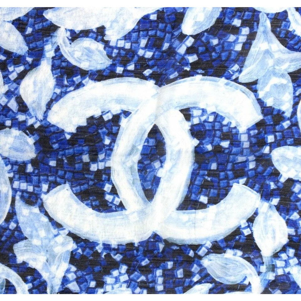 Chanel Scarf/Shawl Wool in Blue