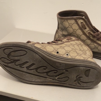 Gucci Chaussures de sport en Cuir en Marron