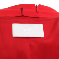 Hugo Boss Costume in het rood