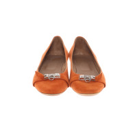 Hermès Slippers/Ballerinas Leather in Orange