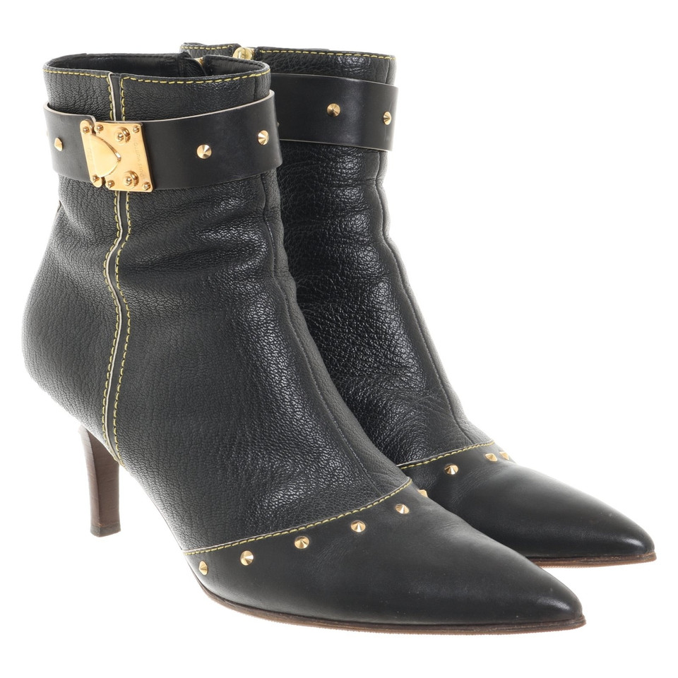 Louis Vuitton Ankle boots with rivets
