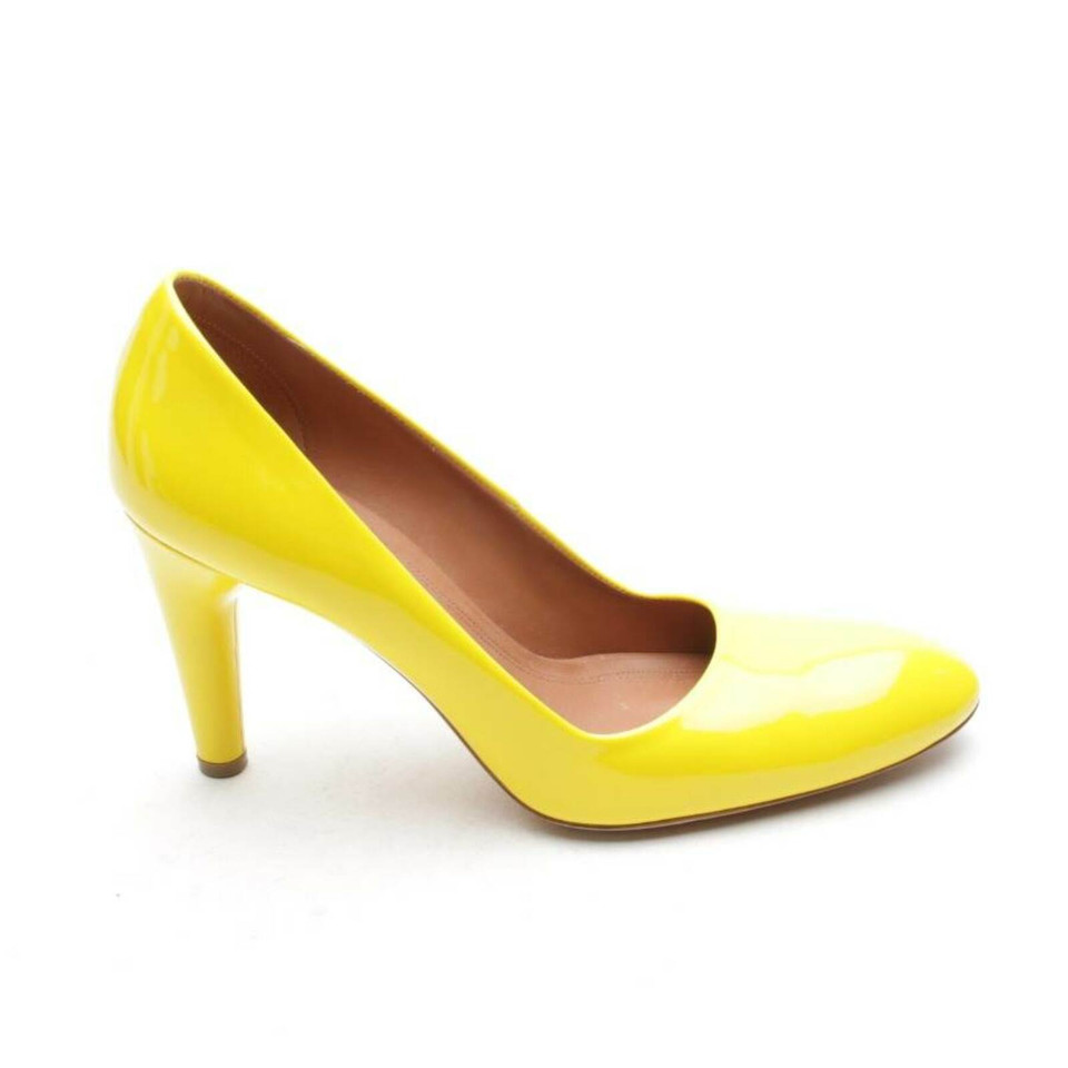 Céline Pumps/Peeptoes Leather in Yellow