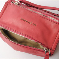 Givenchy Pandora Bag aus Leder in Rosa / Pink