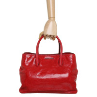 Miu Miu Handtasche aus Leder in Rot