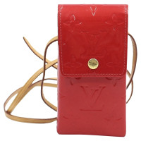 Louis Vuitton Accessoire aus Leder in Rot