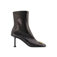 Balenciaga Ankle boots Leather in Black