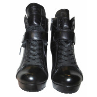 Prada Boots Leather in Black