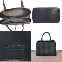 Bottega Veneta Tote Bag aus Leder in Schwarz