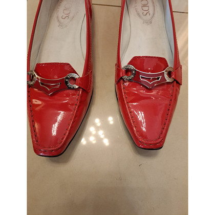 Tod's Slippers/Ballerinas Patent leather in Red