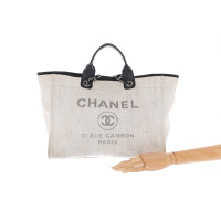 Chanel Deauville Medium Tote in Creme
