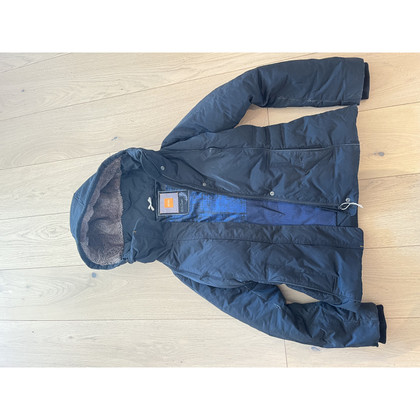 Hugo Boss Jacke/Mantel in Schwarz