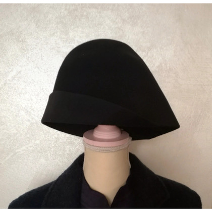 Max Mara Hat/Cap Fur in Black
