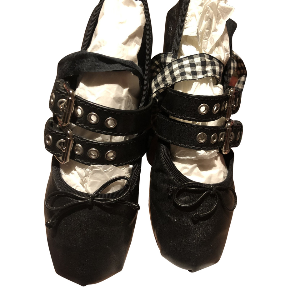 Miu Miu Slippers/Ballerinas Leather