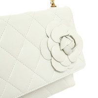 Chanel Handtasche aus Leder in Weiß