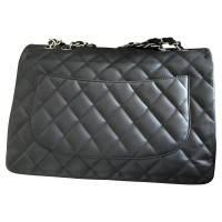 Chanel Classic Flap Bag Jumbo Leer in Grijs