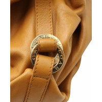 Bulgari Shoulder bag Leather in Nude