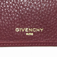Givenchy Täschchen/Portemonnaie aus Leder in Bordeaux