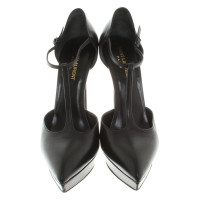 Saint Laurent pumps with extravagant stiletto heel