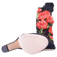 Dolce & Gabbana pumps met bloemenborduurwerk