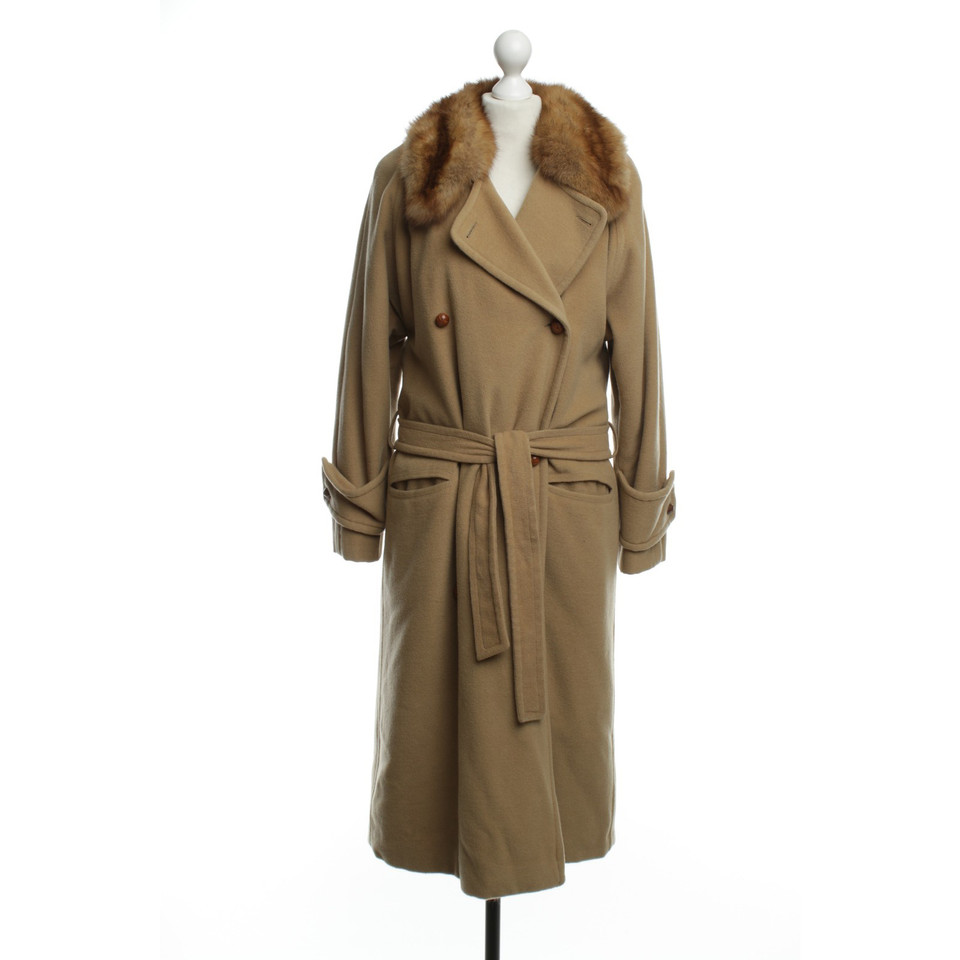 Jil Sander Fur coat in camel Brown