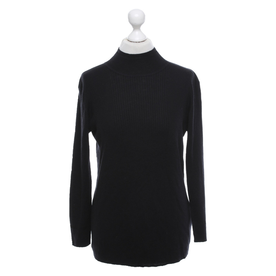 Escada Knitwear in Black