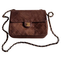 Chanel Handtasche aus Wildleder in Braun