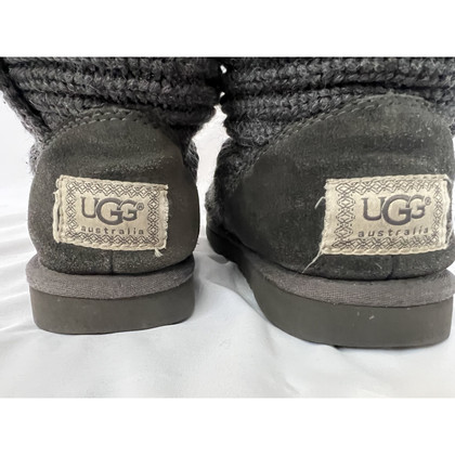 Ugg Australia Stiefel aus Wolle in Grau
