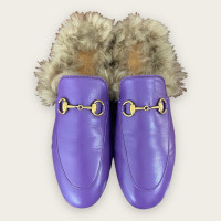 Gucci Slipper/Ballerinas aus Leder in Violett