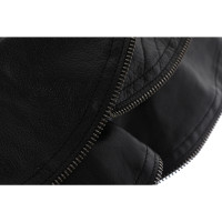 Vic Matie Shoulder bag Leather in Black