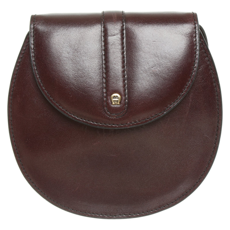 Aigner Shoulder bag in Bordeaux