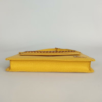 Chopard Umhängetasche aus Leder in Gelb