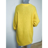 American Vintage Kleid aus Wolle in Gelb